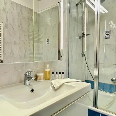 Marina Panorama & Garage *