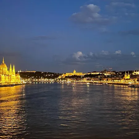 Marina Panorama & Garage